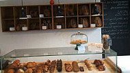 Dozen Artisan Bakery food