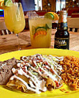 Mas Mexicali Cantina food