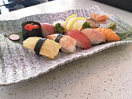 Sushi Ren food