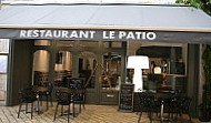 Le Patio inside