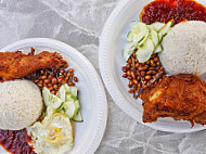 Nasi Lemak Kukus Ayam Goreng Halia inside