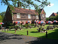 The Farmhouse Pub inside