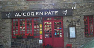 Le Coq En Pate outside