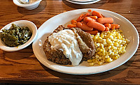 Cracker Barrel Old Country Store inside