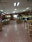 Los Molinos inside