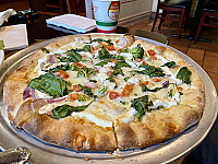 Pasquales Italian Garden Pizzeria inside