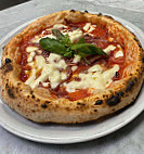 I Lazzari Pizzeria Napoletana food