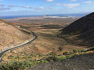 El Mirador De Femes food