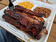 Red Wagon Bbq food