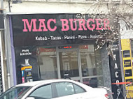 Mac Burger 1 outside