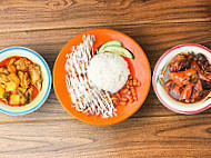 Lot 89 Salad Chicken Rice food