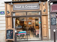 Tout a Croquer inside