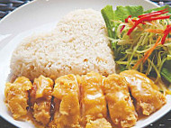 Tt3 New Tian-tian Chicken Rice inside