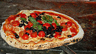 Pizza Bella Napoli food