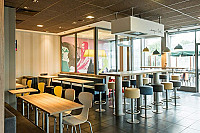 McDonald`s inside