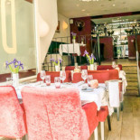 Denc, Dik Cunningham Comida