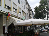 Bio Eiscafe Cortina outside