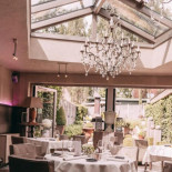 Hofke Van Bazel Comida