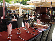 Restaurant des Voyageurs food