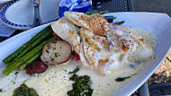 Duke's Seafood Green Lake food