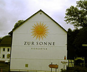 Zur Sonne outside