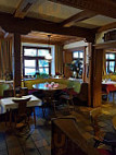 Landhotel Hoisl-Brau inside