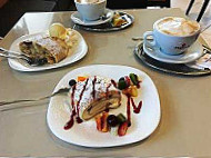 Eiscafe Venezia food