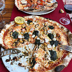 Pizzeria Il Vulcano food