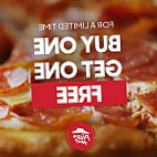 Pizza Hut food