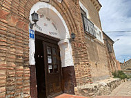 El Patio De San Pedro Abanto outside