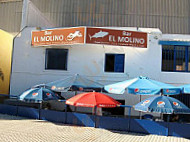 El Molino outside