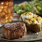 Long Horn Steakhouse food