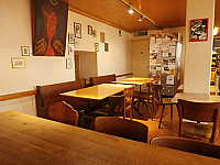 Cafe Zum Roten Engel inside