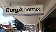 Burganomix outside