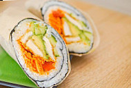 Hollisushi & Smoothies food