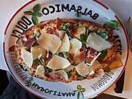 Pizza Du Domaine food