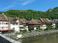 Restaurantde La Demi-lune outside