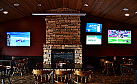 Redd's Roadhouse Restaurant inside