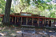 19 98 Grill Country Store outside