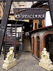 Pizzeria Rusticiana outside