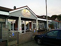 La Stella Marina/osteria Piano outside