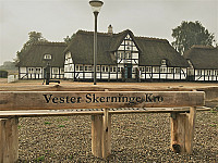 Vester Skerninge Kro outside