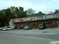 Little Caesars Pizza outside