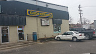 Godfather's Pizza outside