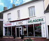 L' Arc outside