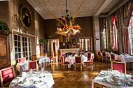 Le Chateau de la Tour food