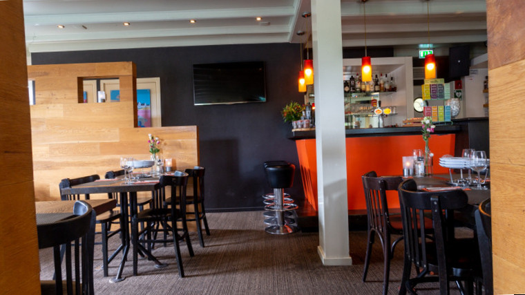 Hello Again Leusden Leusden Nourriture