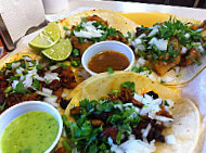 Tacos El Rinconcito food