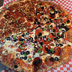 Louie's Pizzeria food