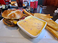 Red Robin Gourmet Burgers And Brews food